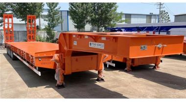 80 Ton Lowbed Trailer and Tri Axle Trailer will be sent to Zimbabwe