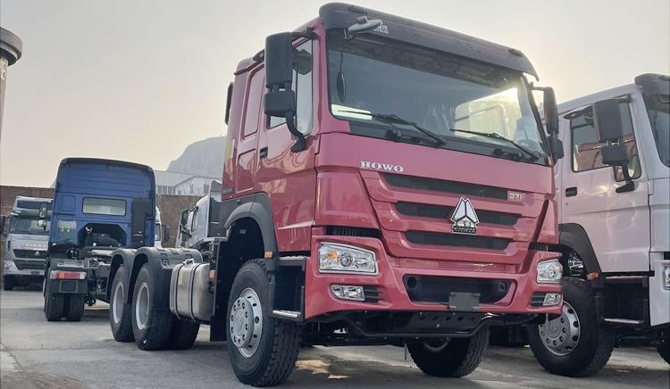 Howo 371 Tractor Truck 6x4 for Sale In Tanzania