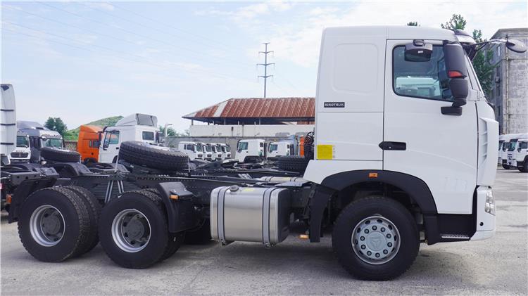 Howo A7 Tractor Truck for Sale In Zimbabwe
