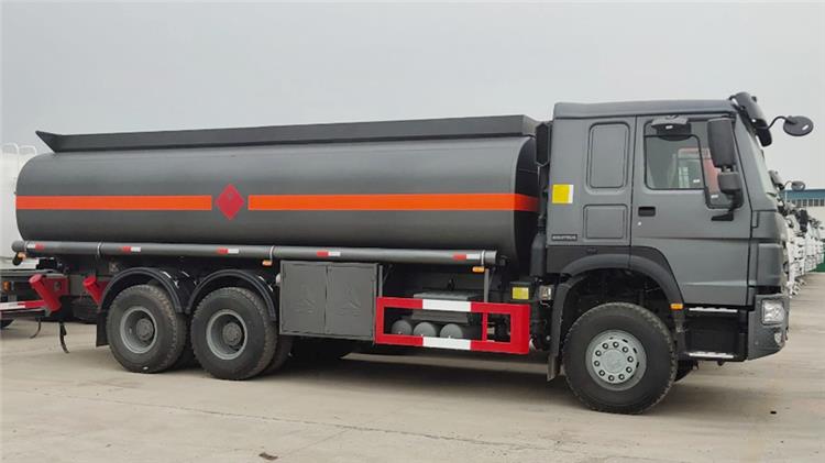 Howo 371 Oil Tanker Truck for Sale in Ghana