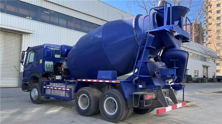 Howo 371 Cement Mixer Truck for Sale in Nigeria