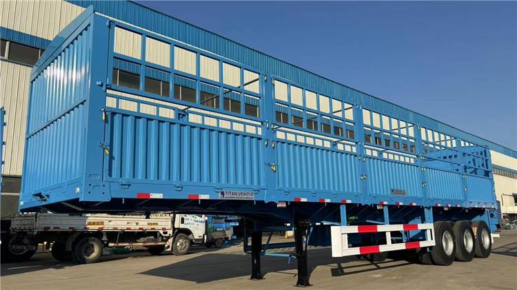 Tri Axle 80 Ton Animal Transport Trailer for Sale In Tanzania