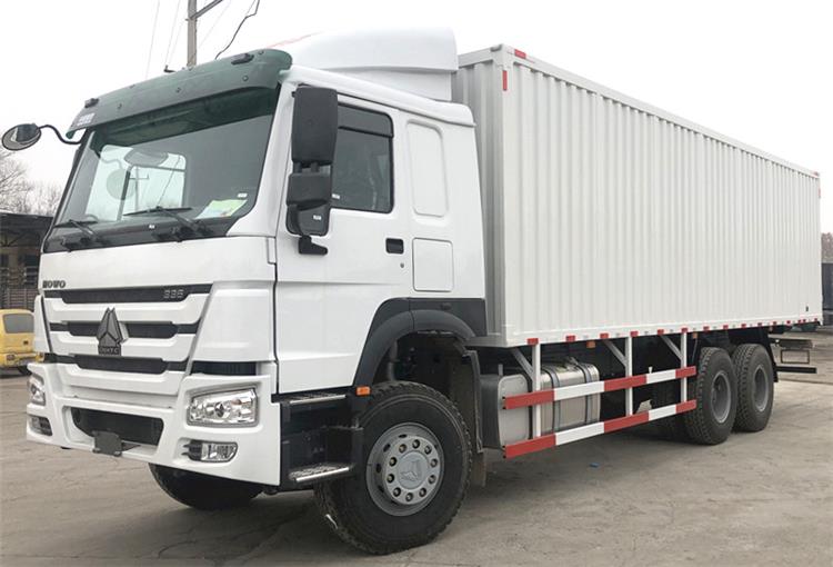 Sinotruk Howo 6x4 Cargo Box Truck Price for Sale