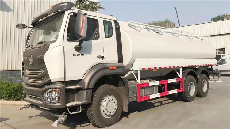 Hohan 20CBM Water Tank Truck 6x4 for Sale In Nigeria