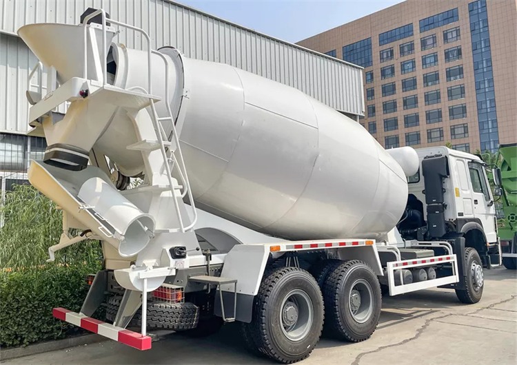 Howo Concrete Mixer Truck for Sale Howo Mixer Mixed Truck Concrete