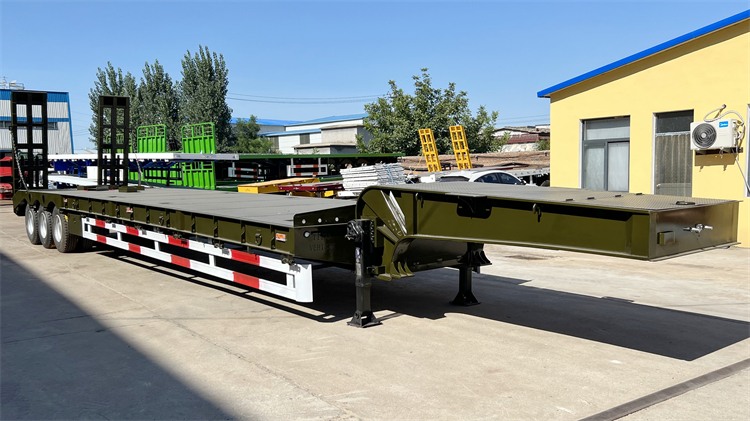 Tri Axle 60 Ton Low Bed Truck Trailer for Sale - Howo Sinotruk