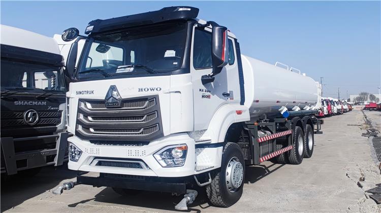 Sinotruk Water Tanker Truck for Sale In Sierra Leone