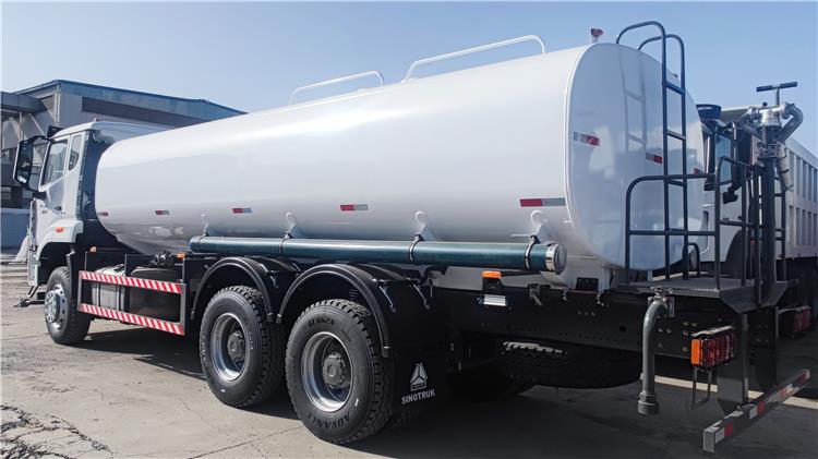 Sinotruk Water Tanker Truck for Sale In Sierra Leone