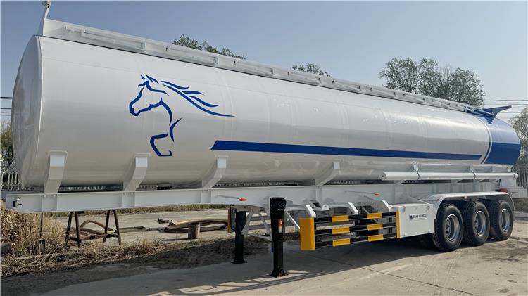 Tri Axle Fuel Tankers Semi Trailer for Sale In Guinea