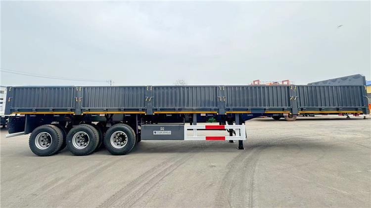 Tri Axle Trailer with Drop Sides for Sale In Angola