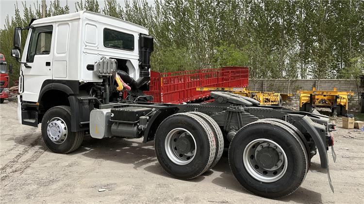 White Used Sinotruk Truck Head for Sale - Howo Sinotruk 2022