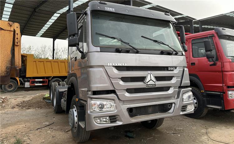 Second Hand Howo 380 Truck Tractor for Sale In Congo