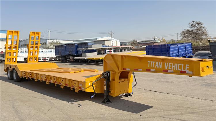 2 Axle 50 Ton Low Bed Truck for Sale In Saudi Arabia