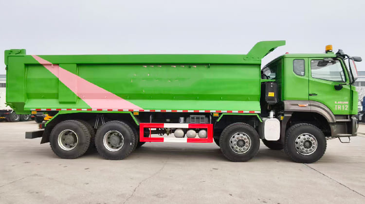 Sinotruk Howo NX 12 Wheeler Dump Truck in Ghana