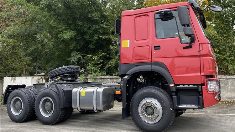 Howo 371 Tractor Truck 6x4 for Sale In Ghana - 2026 New Model