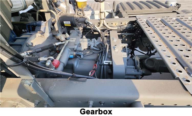 Howo Truck Head NX 380 for Sale In Ghana