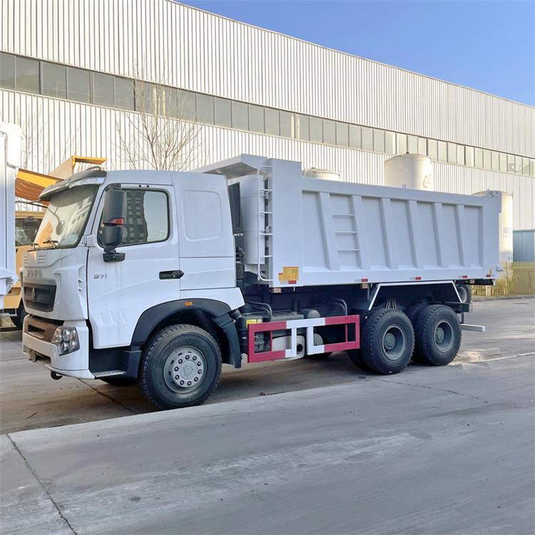 Howo A7 Dump Truck 371
