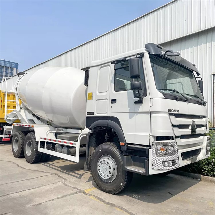 Howo Concrete Mixer Truck for Sale Howo Mixer Mixed Truck Concrete
