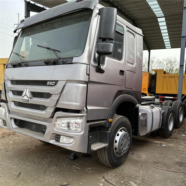 Second Hand Howo 380 Truck Tractor