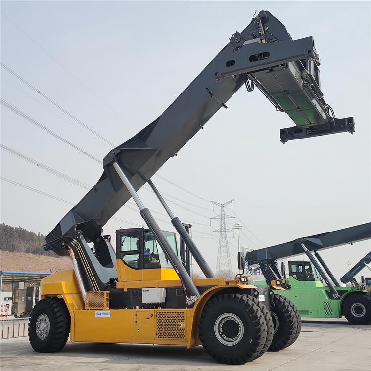 XCMG XCS4531K 45 Ton Reach Stacker