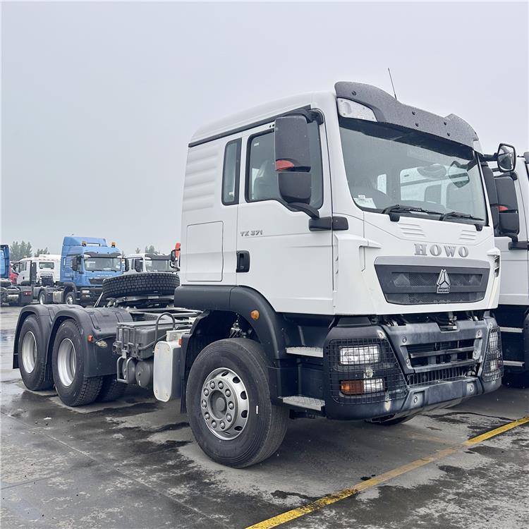 Howo TX 371 Truck Head